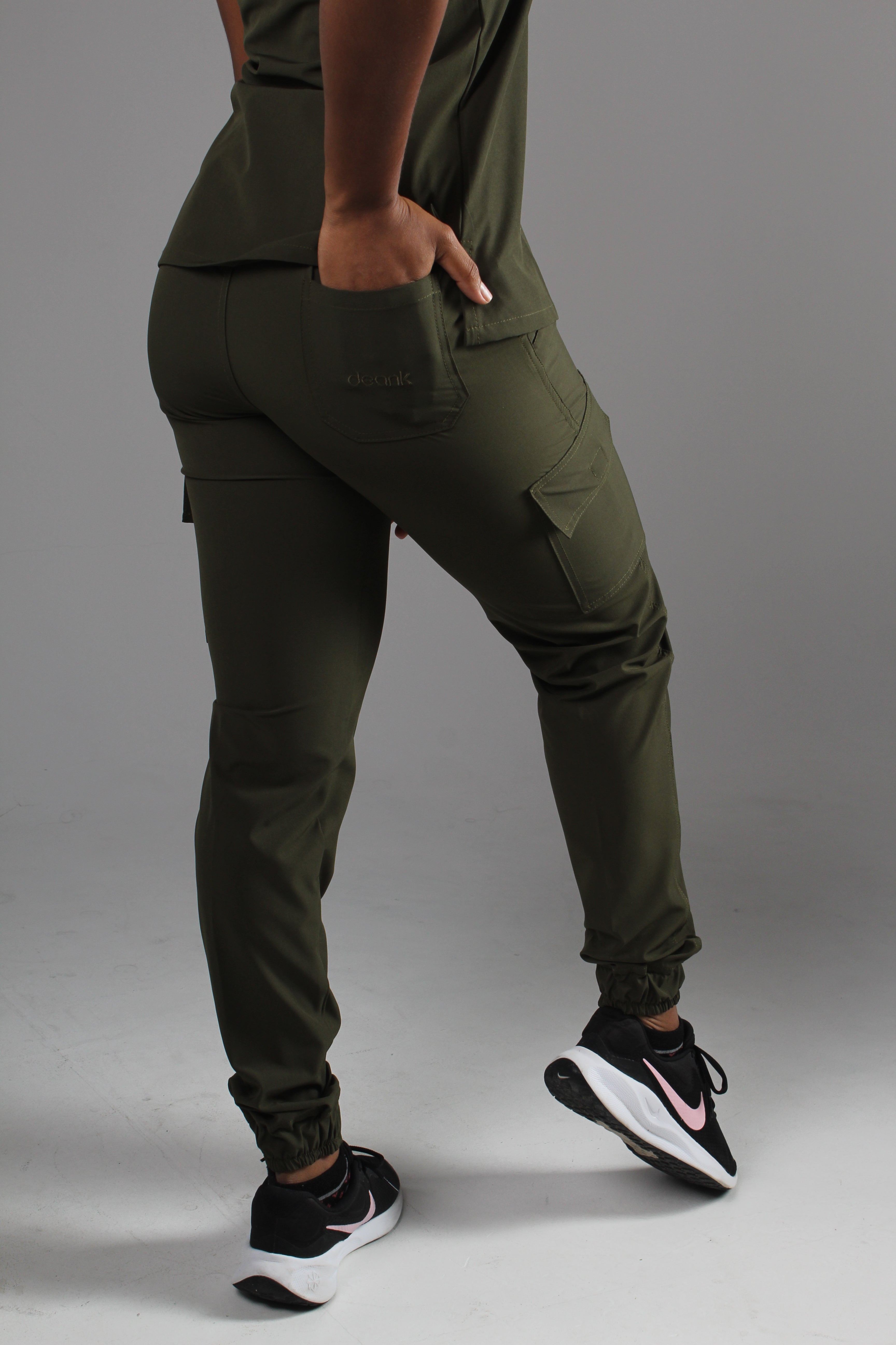 Uniforme de mujer ref. MINI JOG-610F