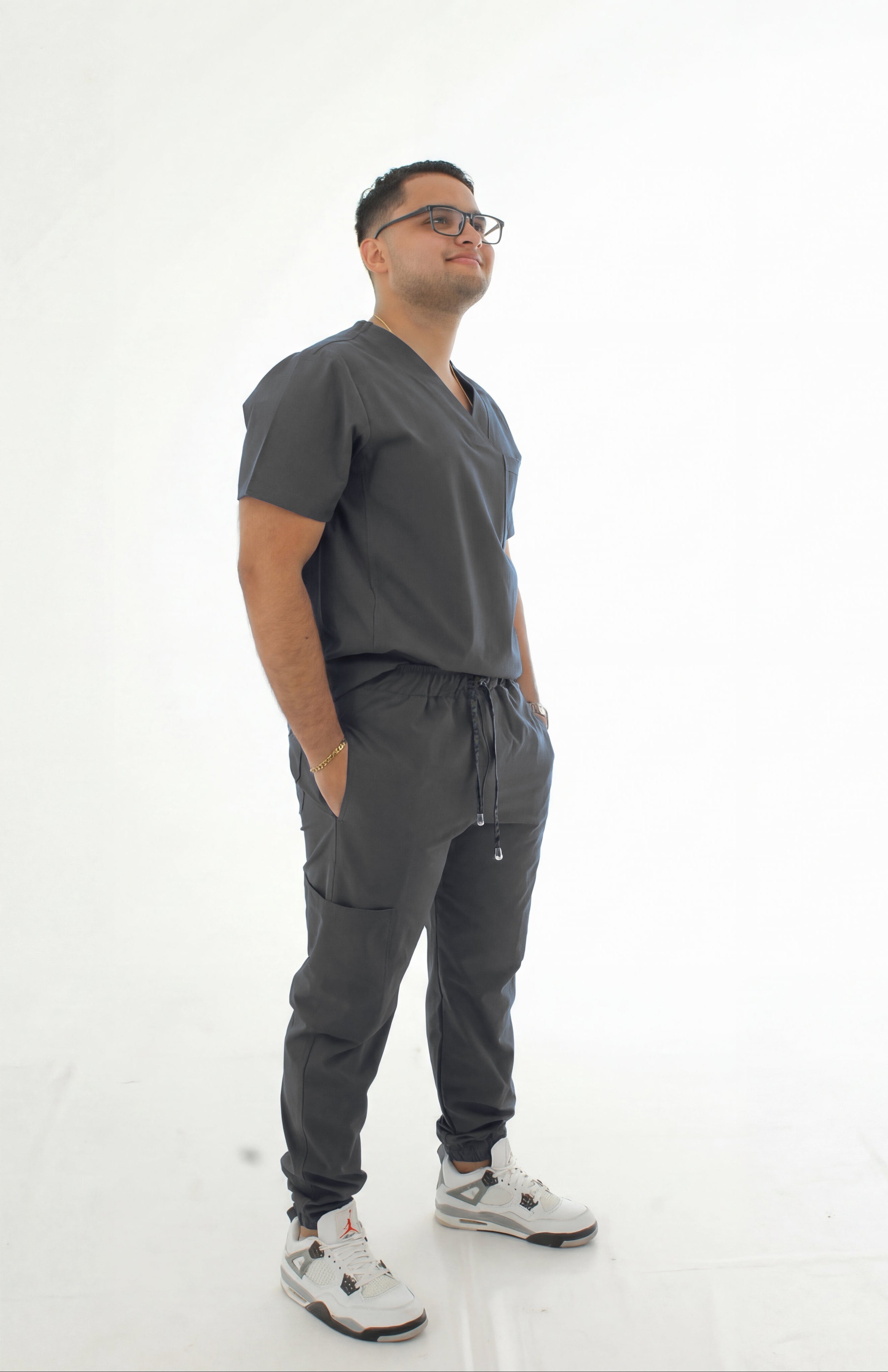 Uniforme Antifluido para caballero 586F Jogger