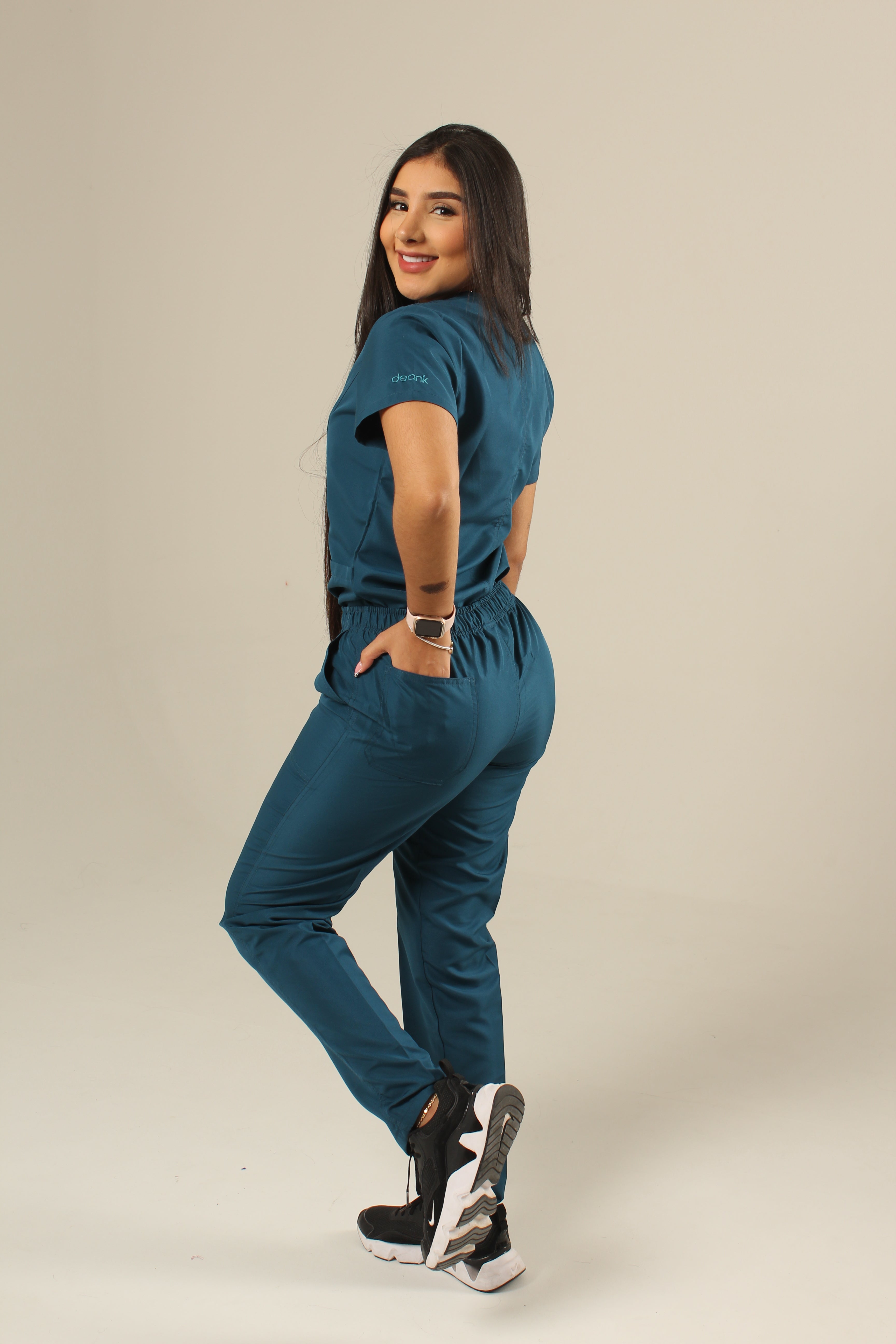 Uniforme de mujer ref. 6014R